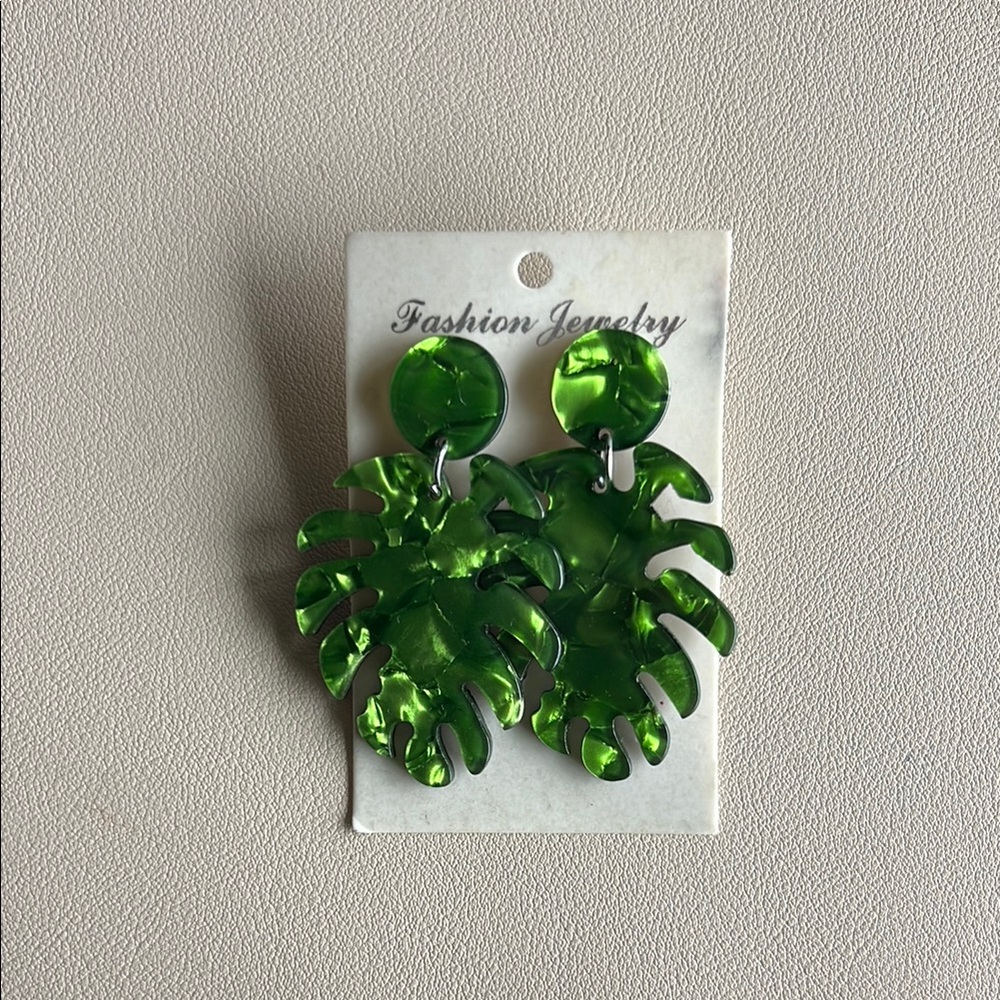 Green Leaf Dangle Earrings
